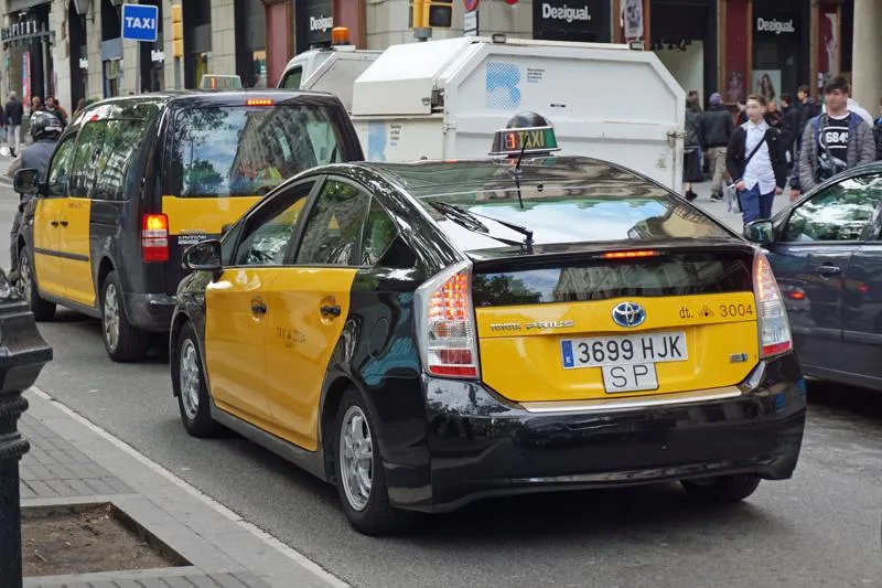 Ger man dricks i Spanien vid taxiresor?