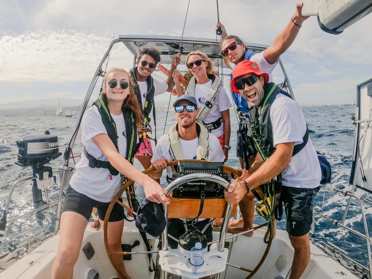 Vilken utbildning behöver du för att segla över Atlanten?