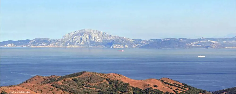 Den mäktiga klippan och Gibraltars natur